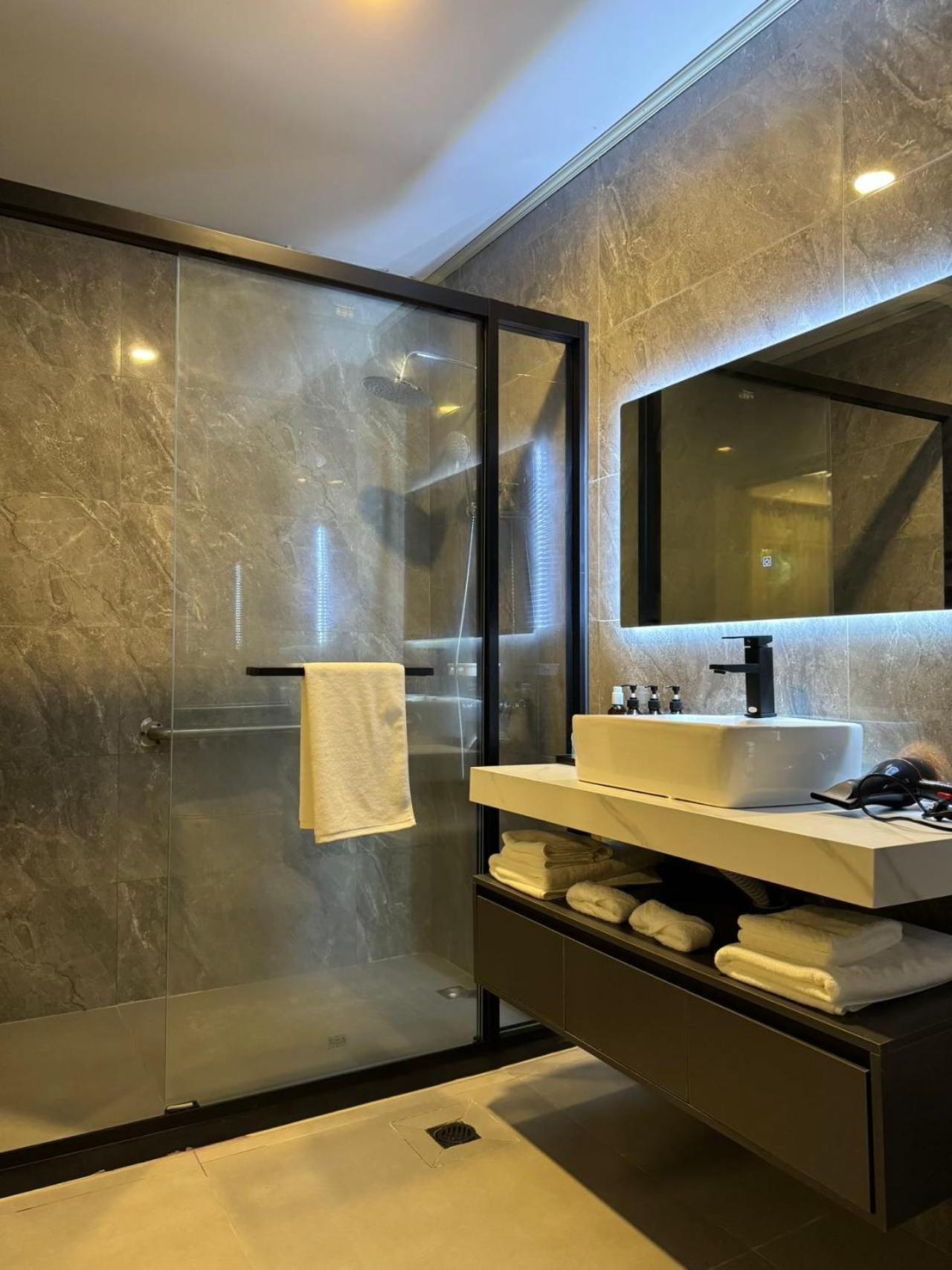 Water Bay Hotel Saipan Garapan Eksteriør bilde